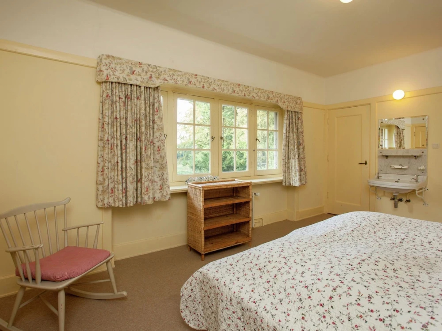 Stunning Holiday Home in Leende Near Forest