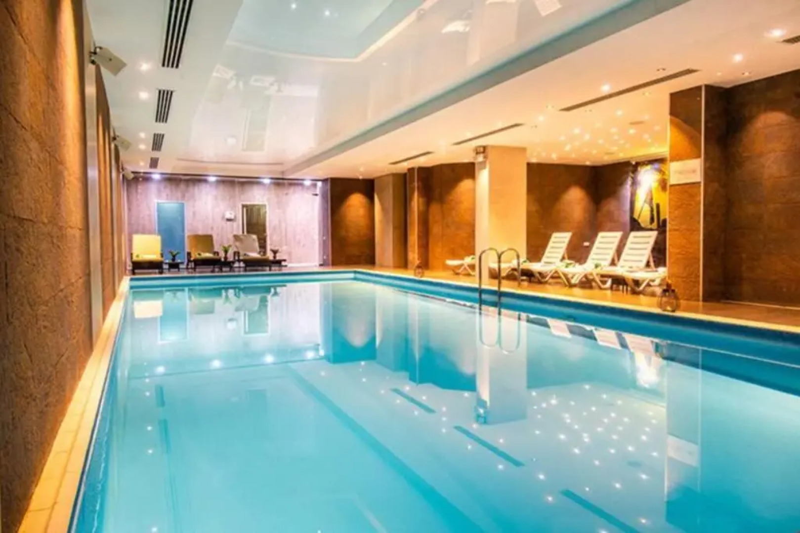 ORBI PALACE bakuriani room 403