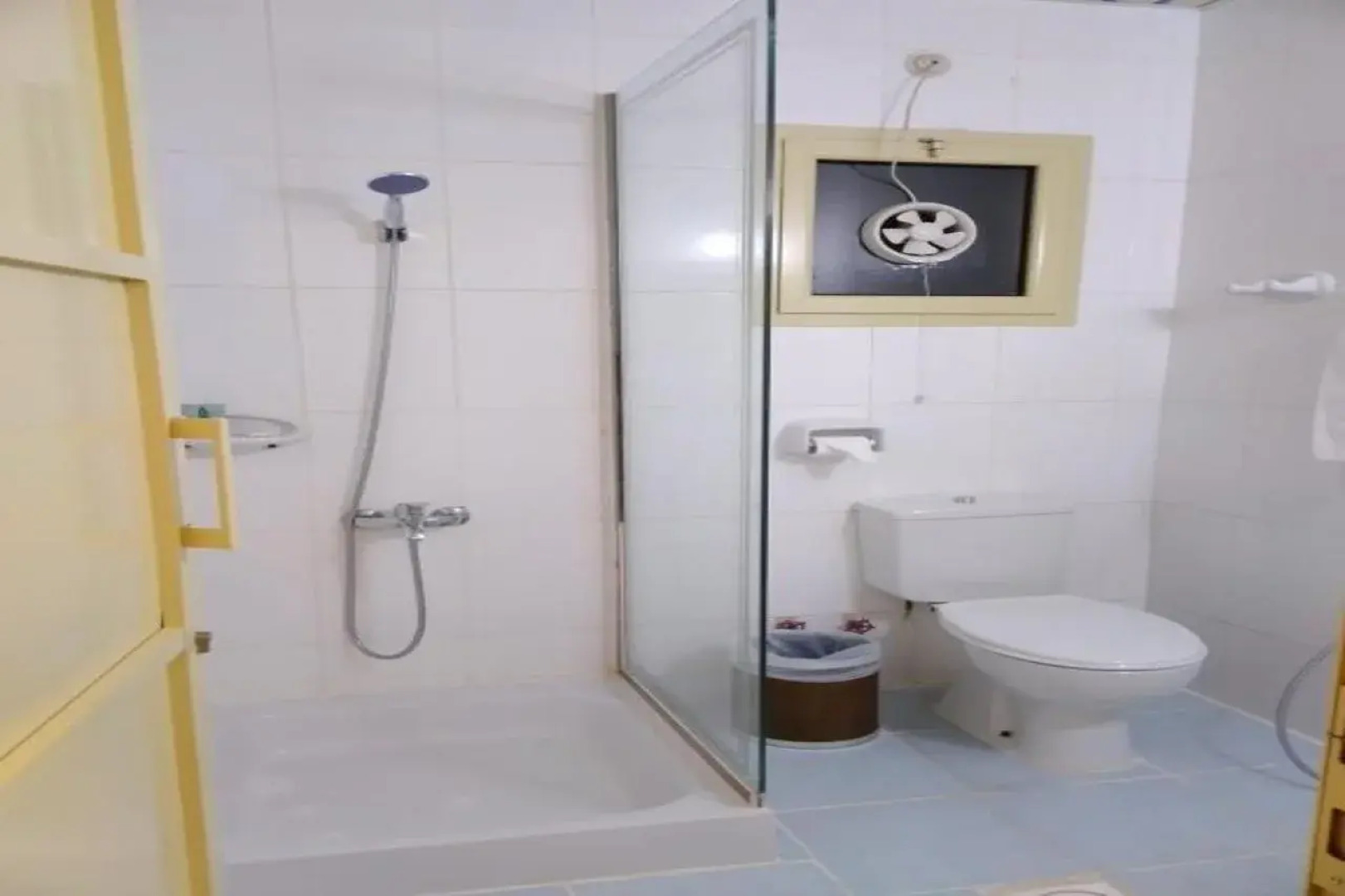 La Villa Suites Hotel