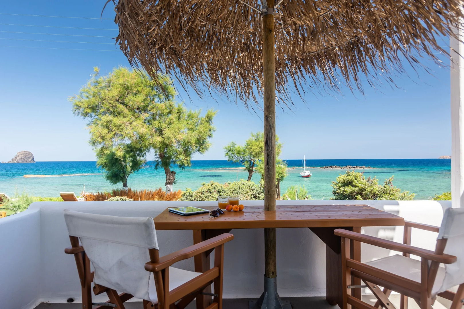 Niki Savvas Studio & Suites