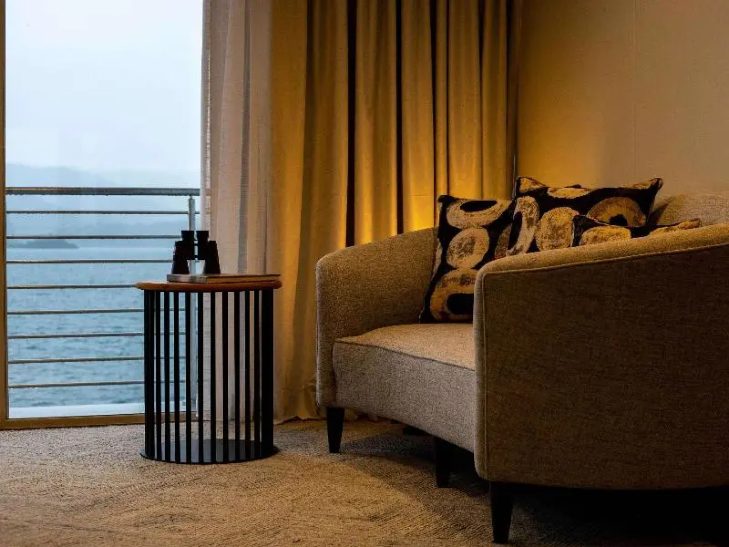 Mantis Kivu Queen Uburanga