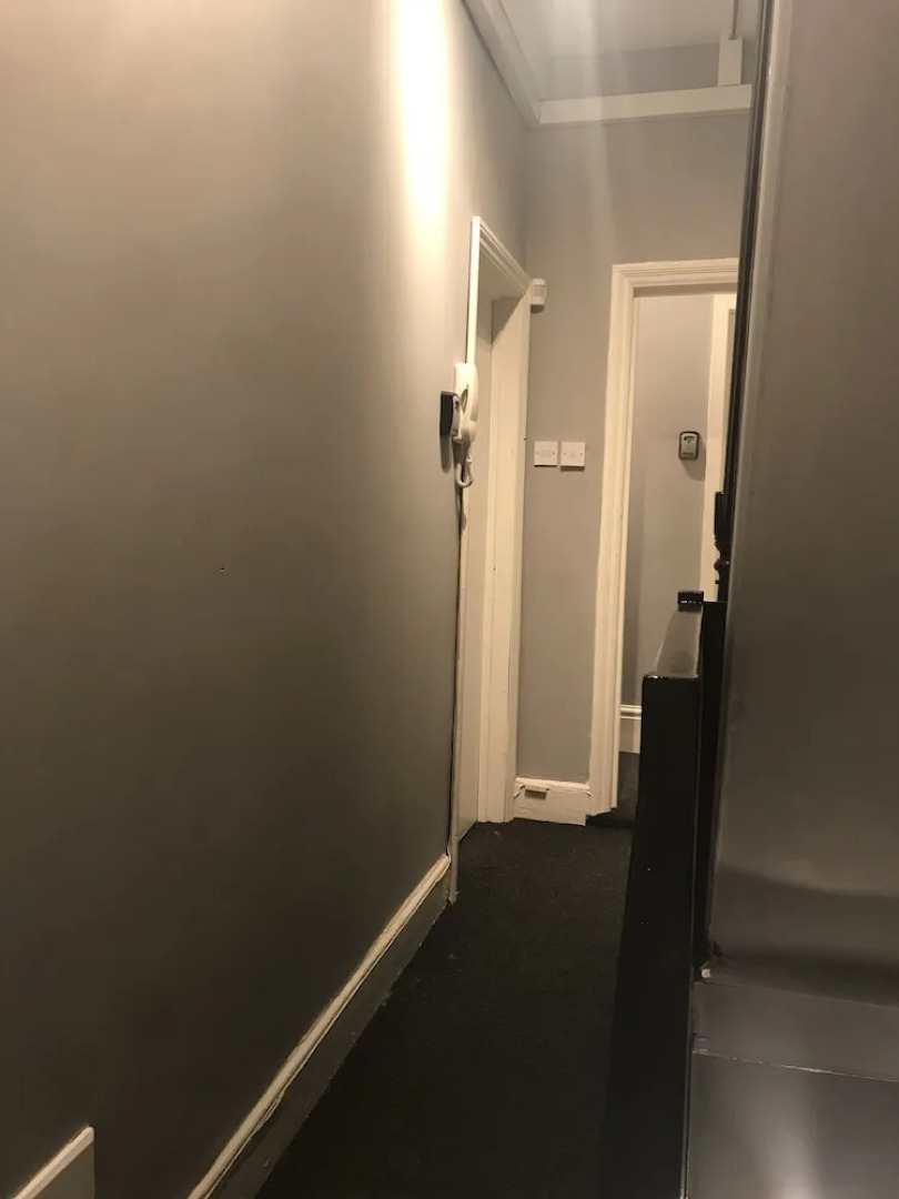 Barlow Place Apartment