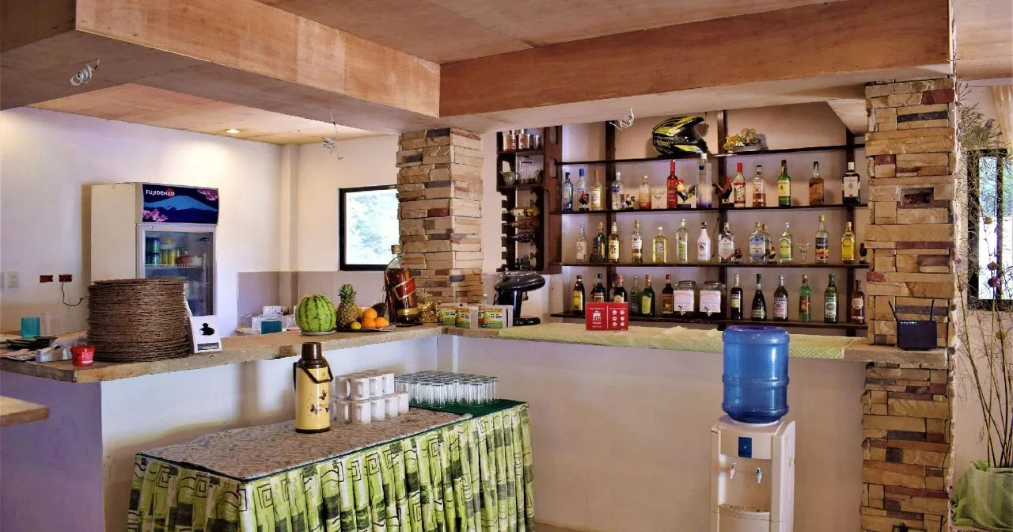 Seaslugs Travellers Inn