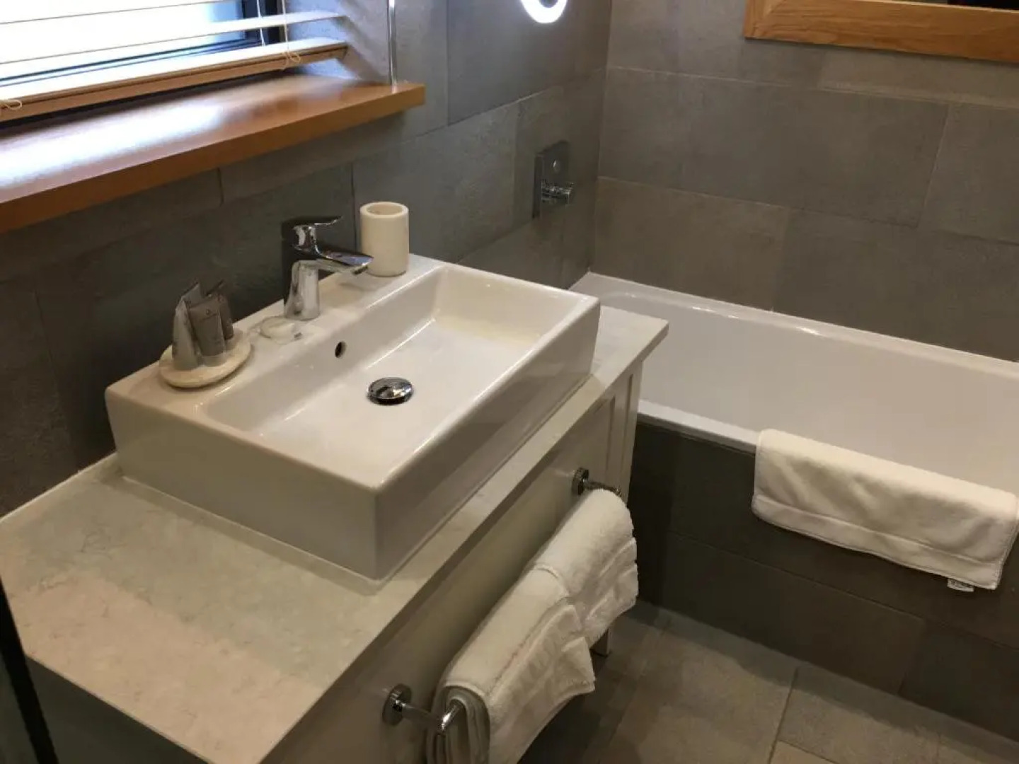 5 Luxury Lodge With Beautiful Views of the Taf Estuary