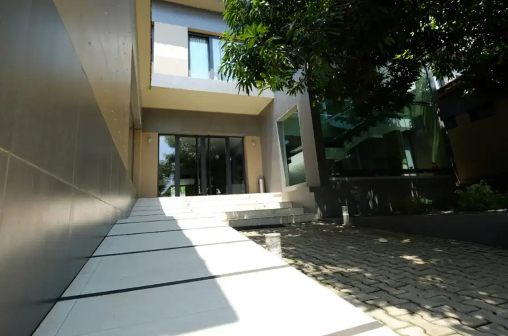 Magno Suites