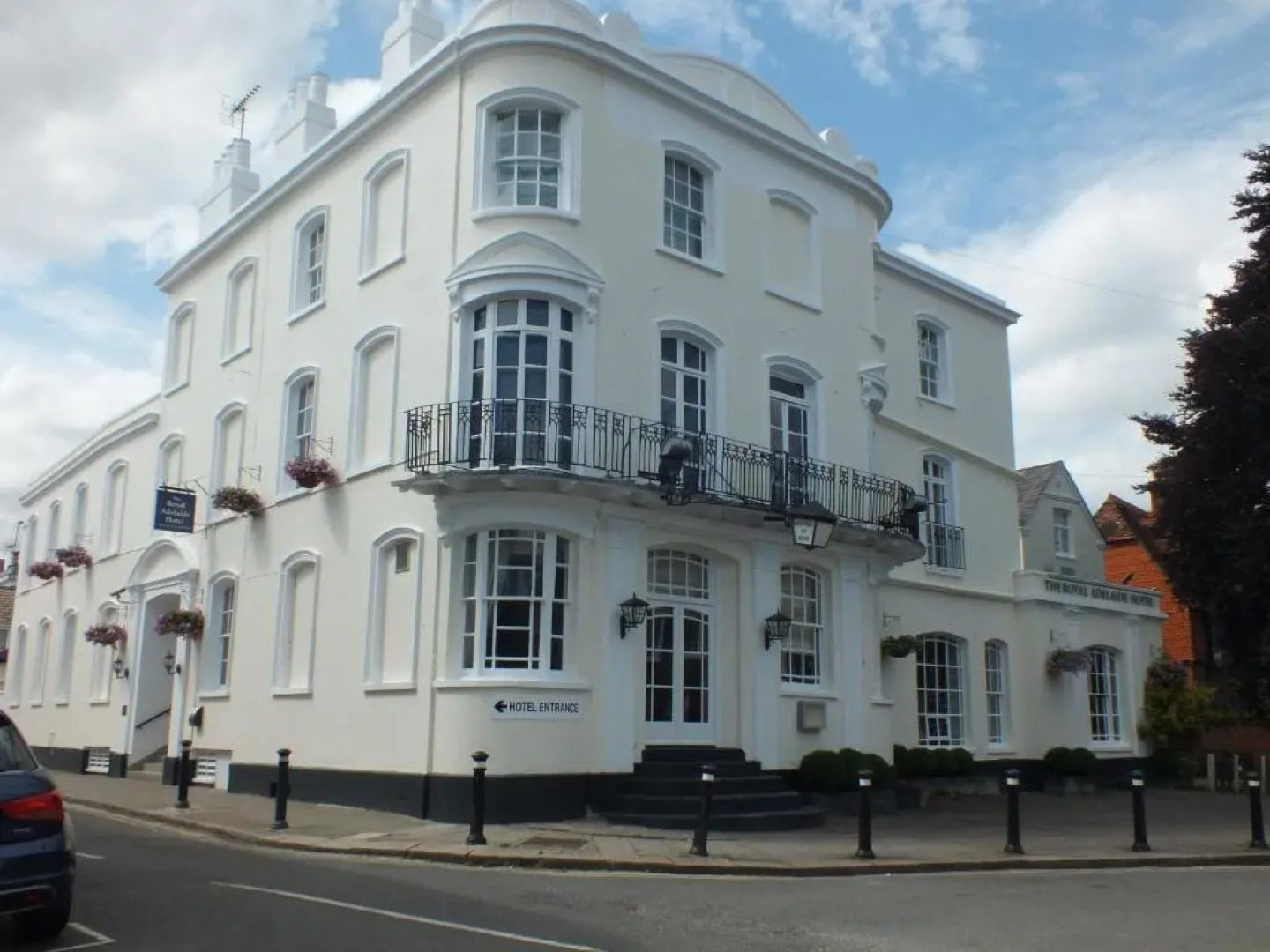 The Royal Adelaide Hotel