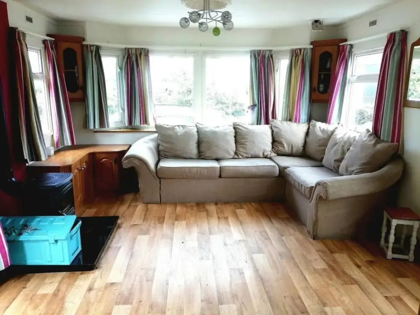 Midden Manor Country Stay on a Working Dairy Farm