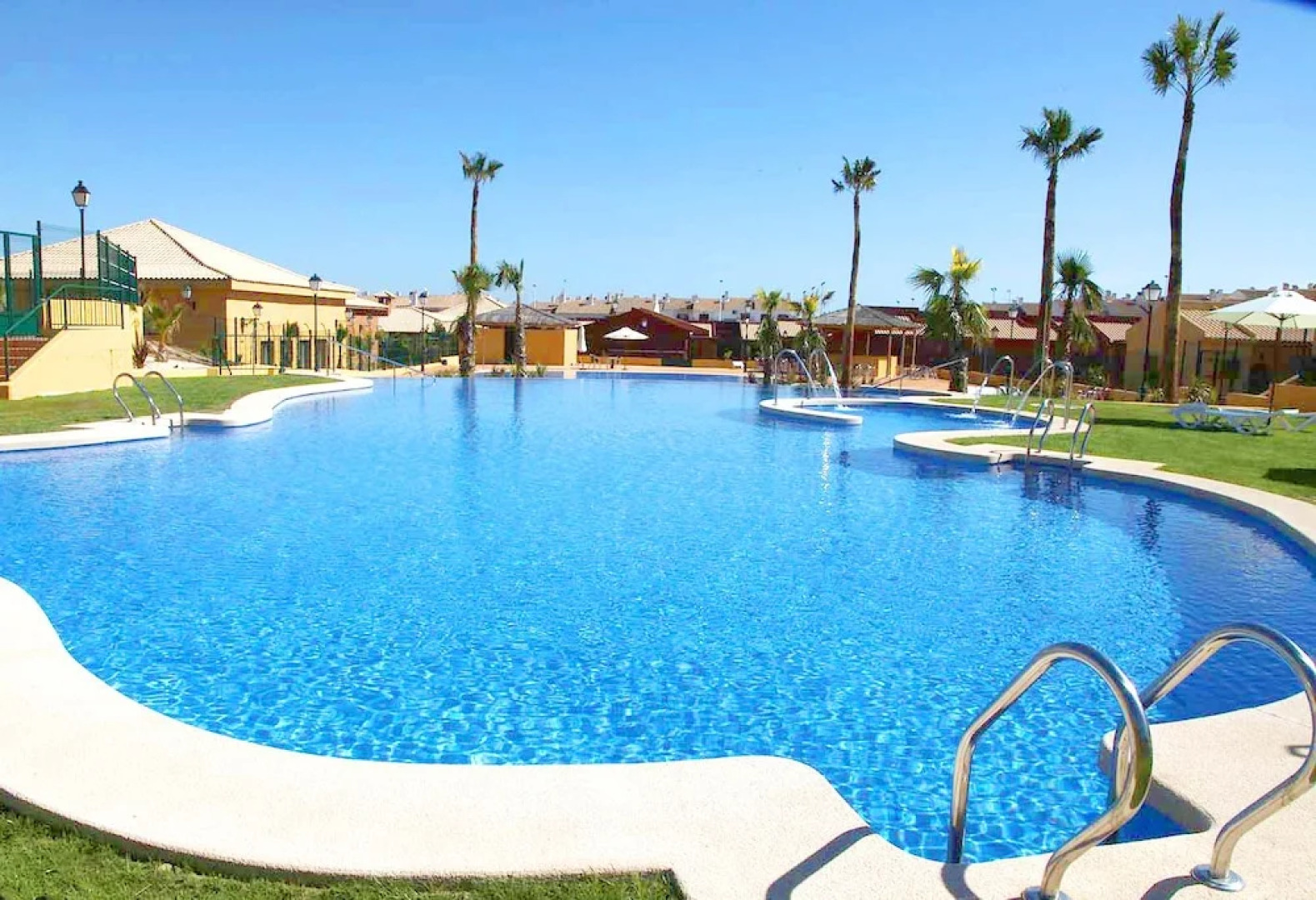 Santa Pola Life Resort