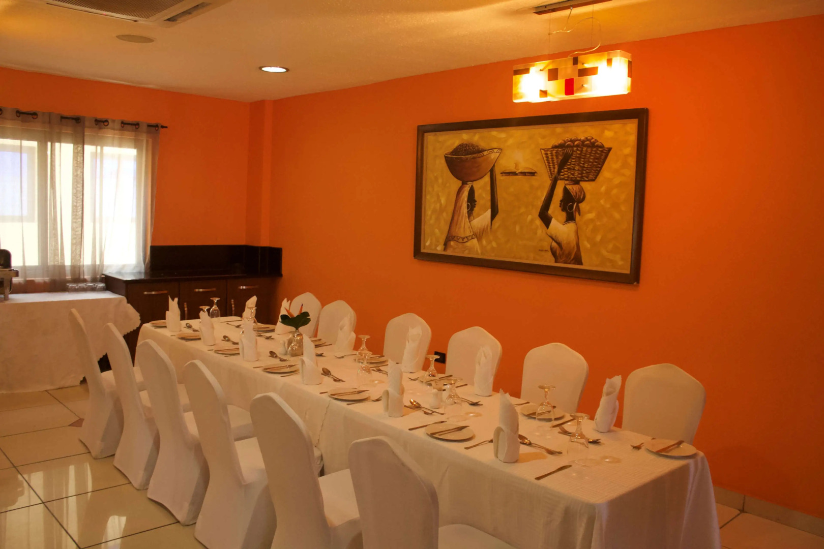 Oak Plaza Hotel - East Legon
