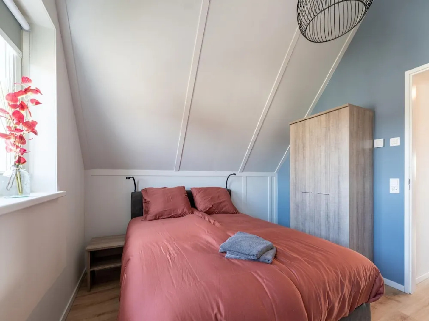 House Near Scherpenisse Beach With Garden