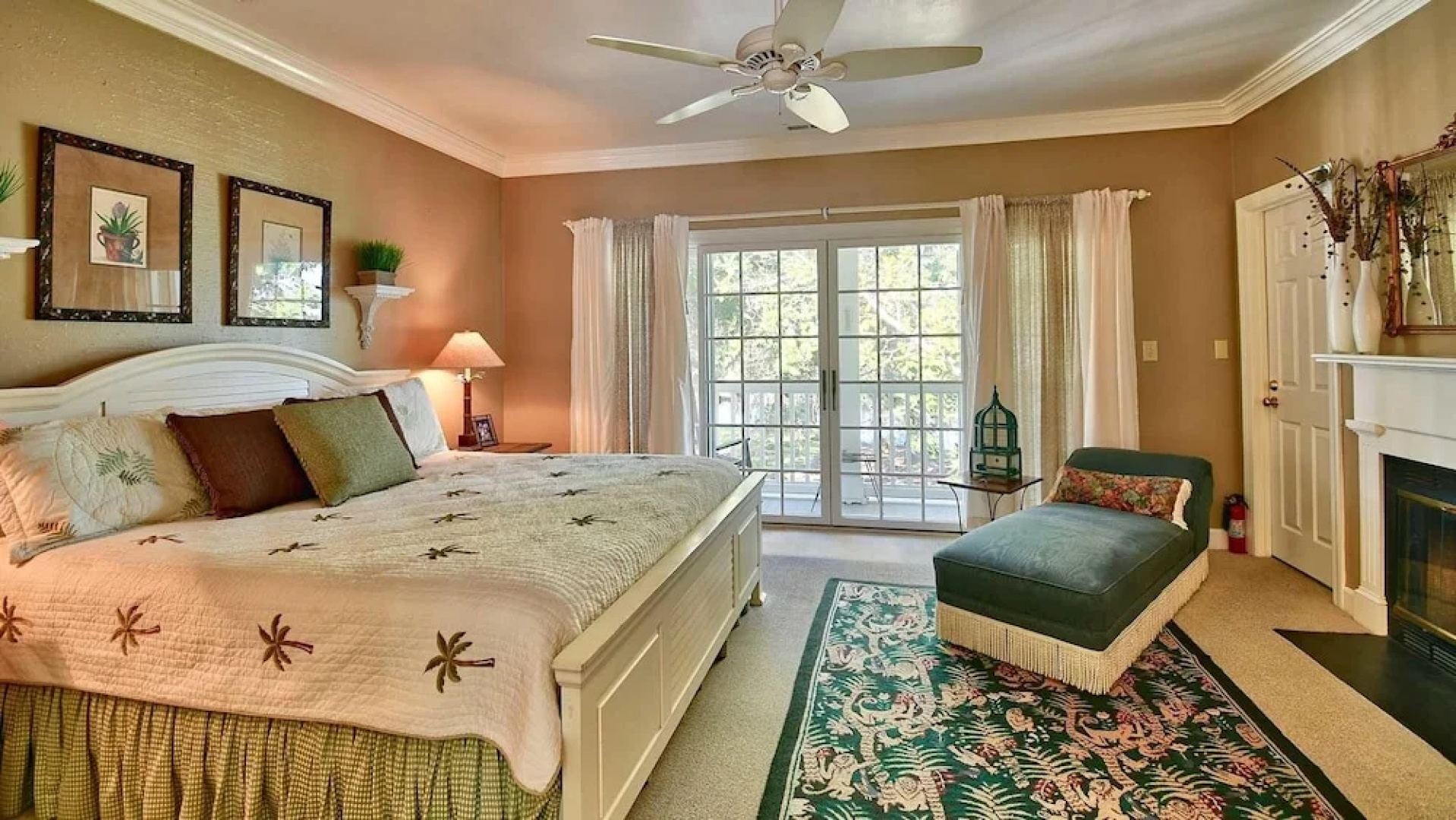 527 Ruthie's Roost FOV 3 Br villa by RedAwning