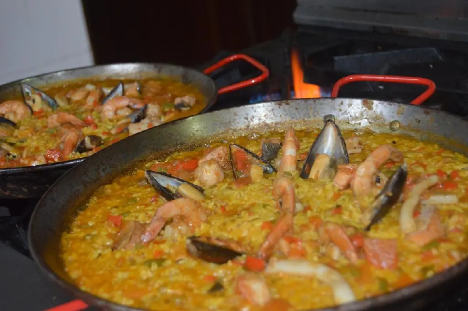 Golden House Hotel & Restaurant