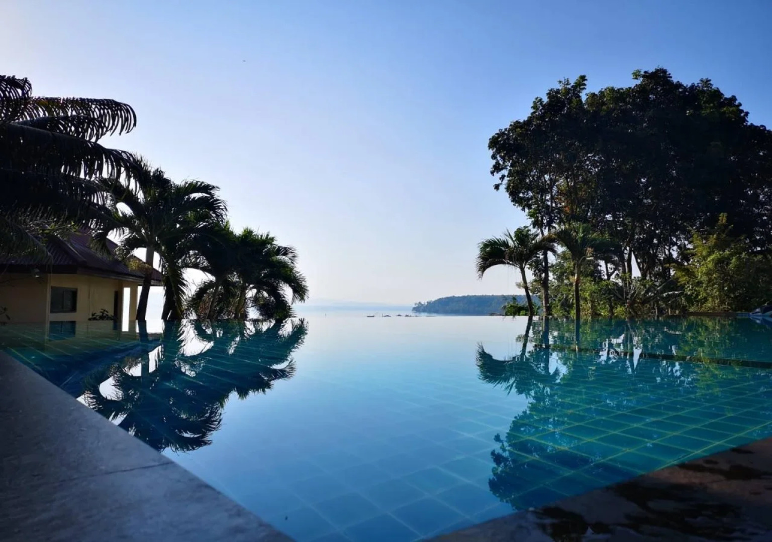 Sea Breeze @ Koh Mak