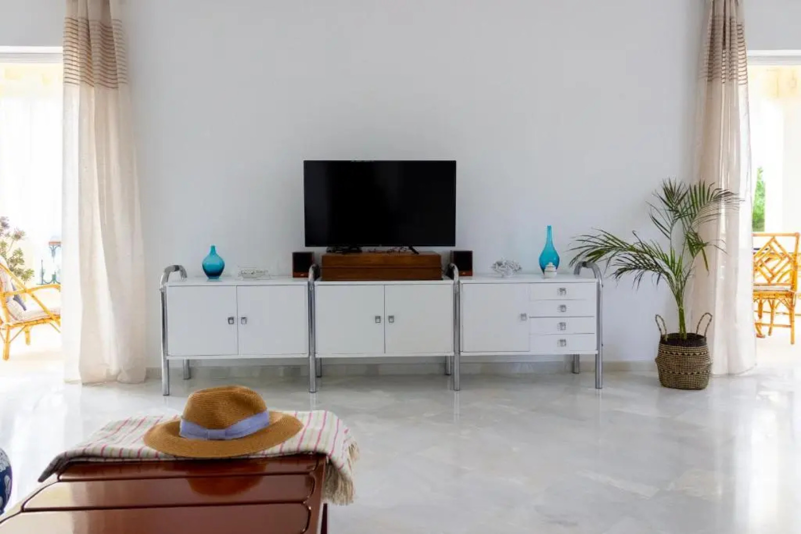 House with amazing ocean view and patio - pool