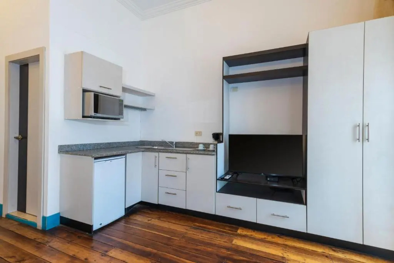 Del Parque Hotel & Suites