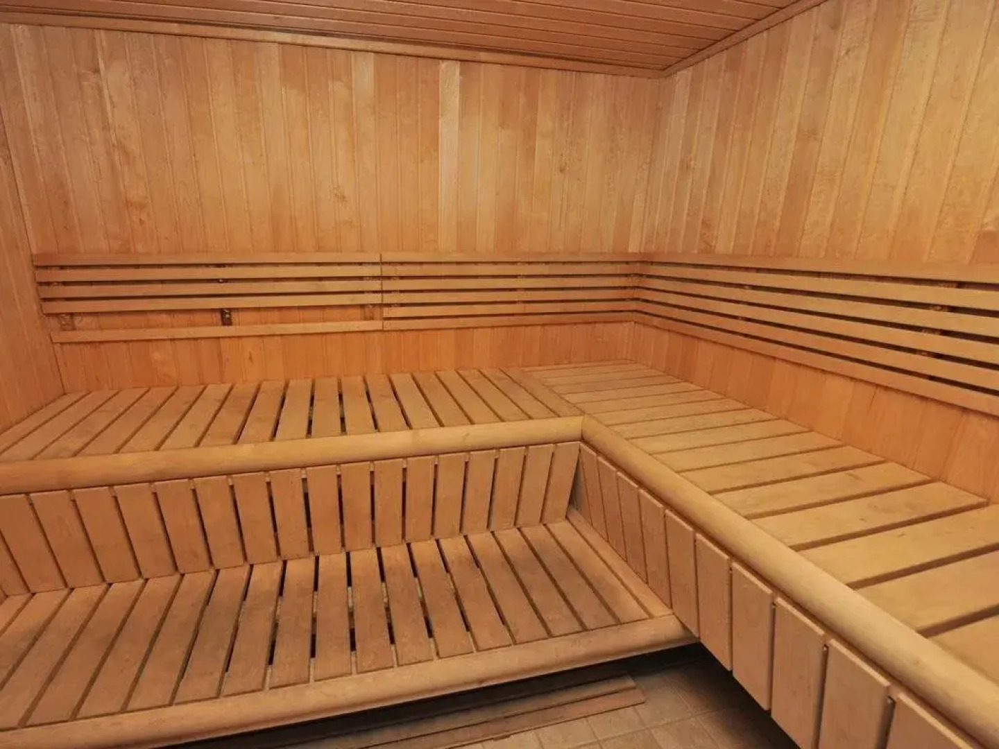 Crystal Shores West 202