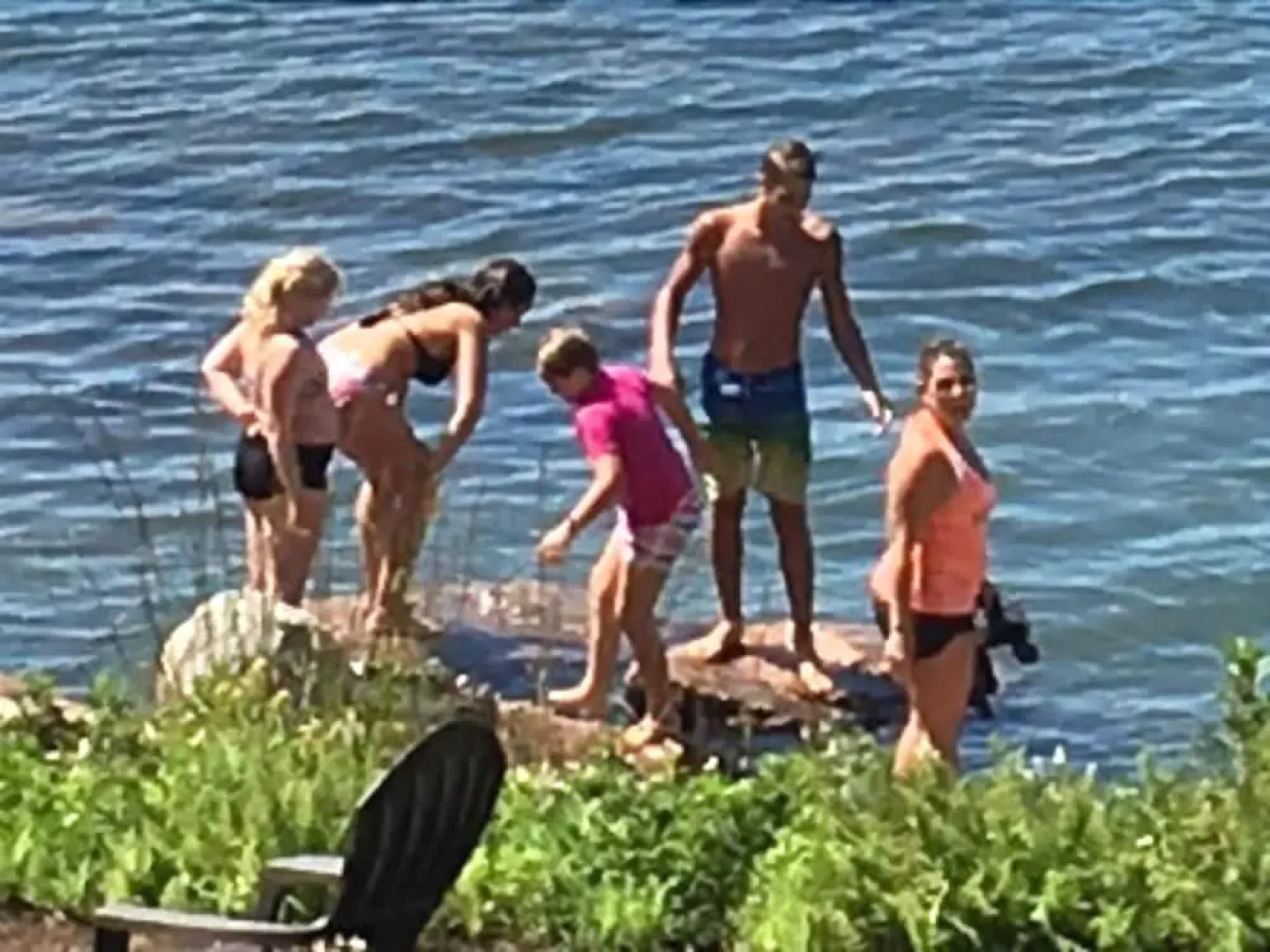 Clamshell by the Sea - Six Bedroom Home