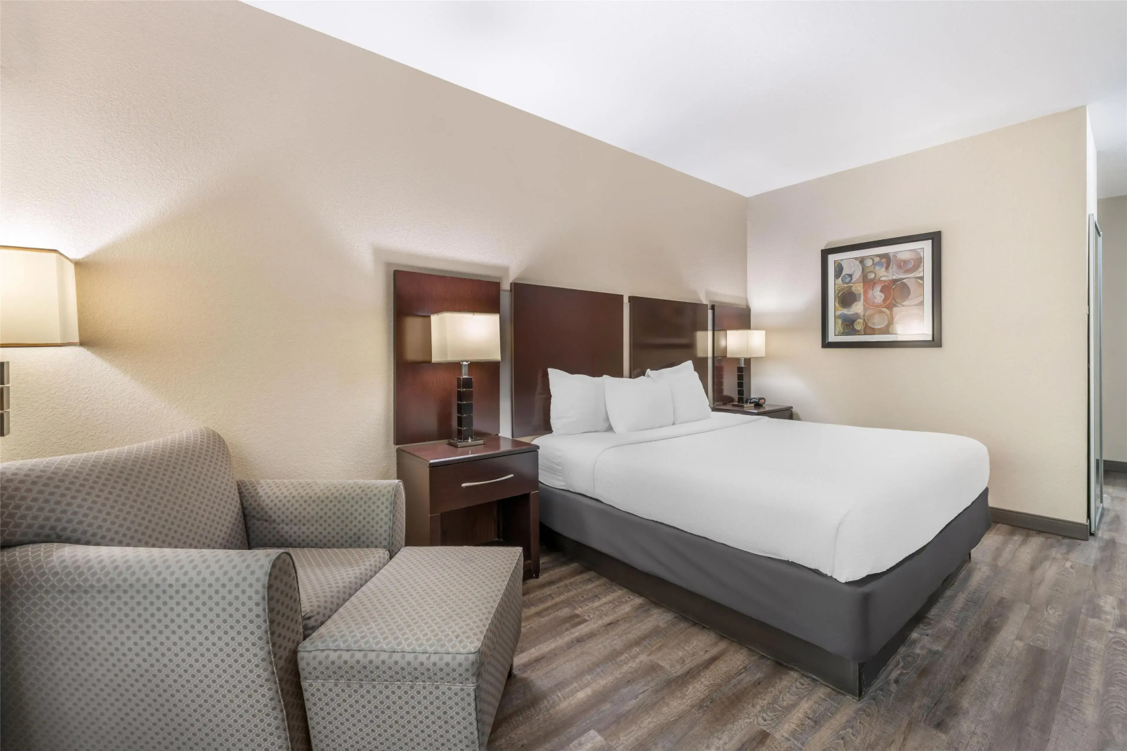 Best Western Plus Eastgate Inn & Suites
