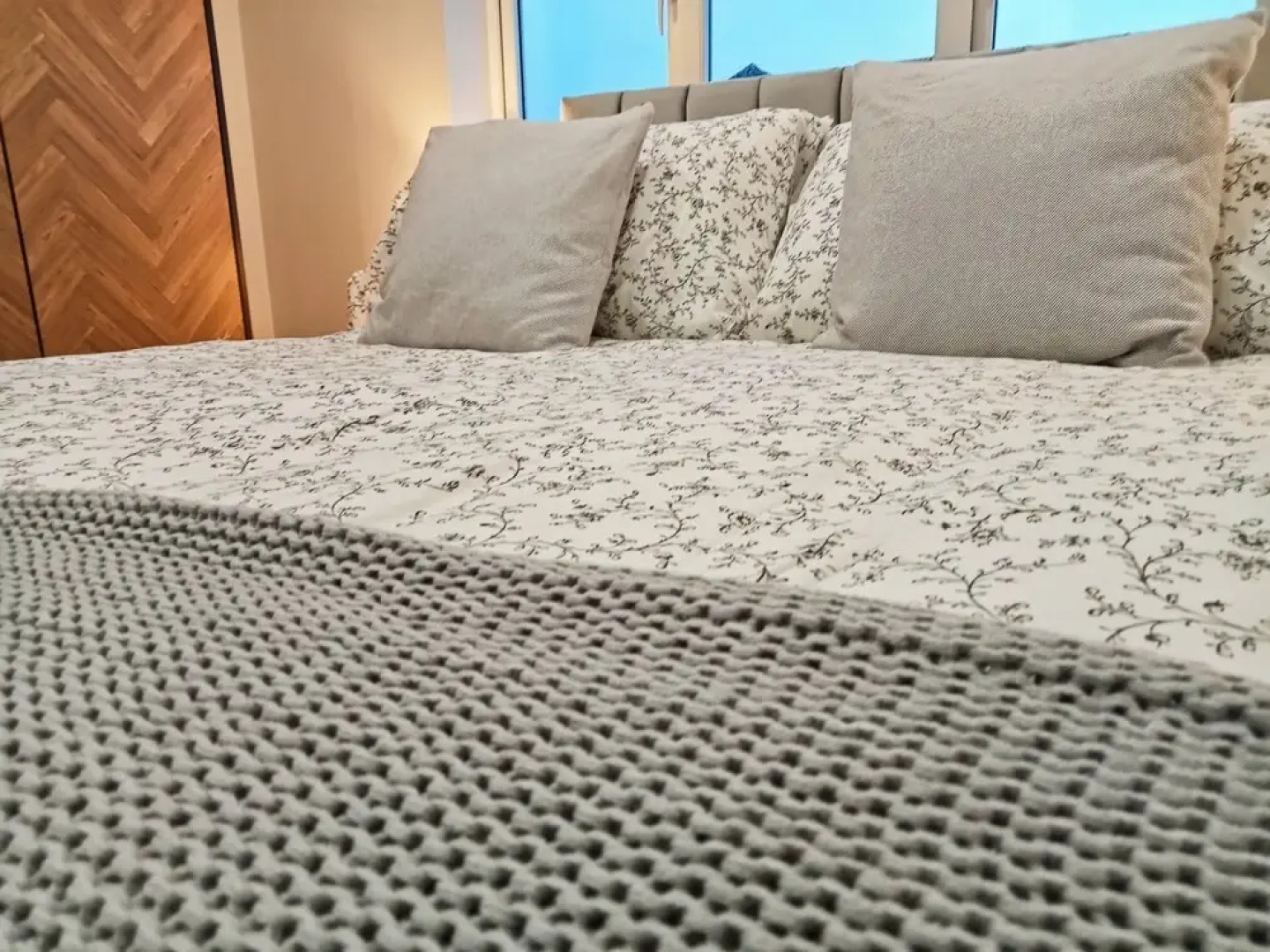 Sweet Nights Newhaven