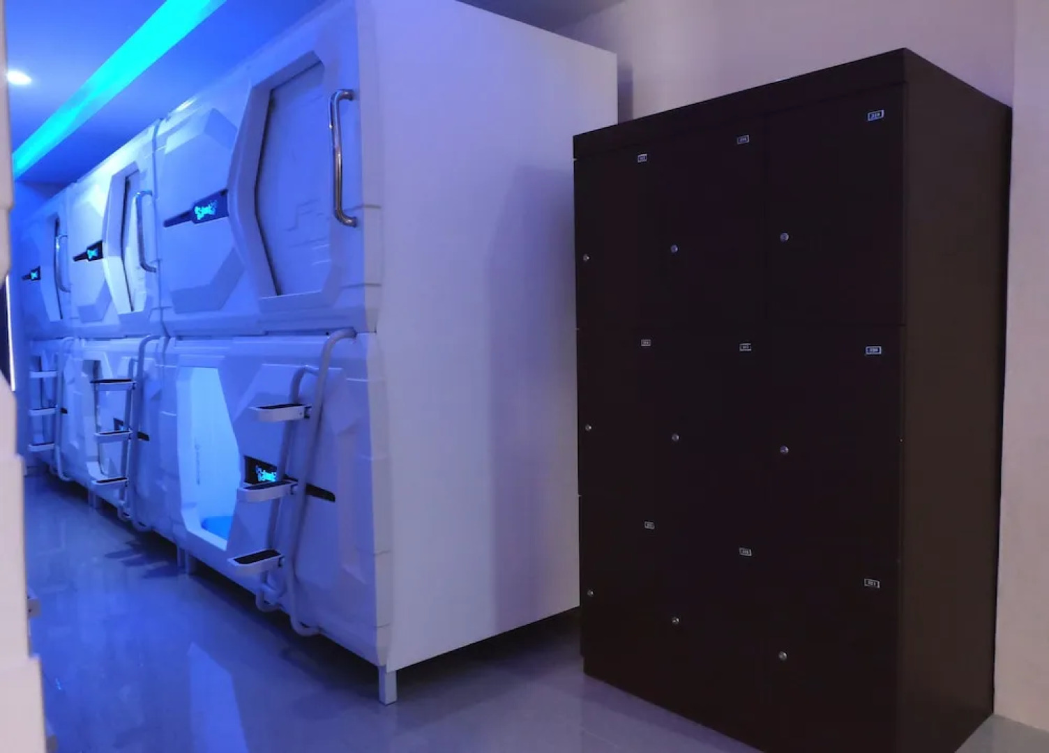 RedDoorz Hostel @ Capsule Inn Medan