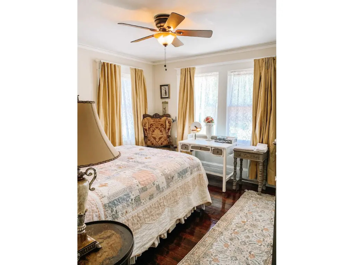 Park Place Inn and Cottages