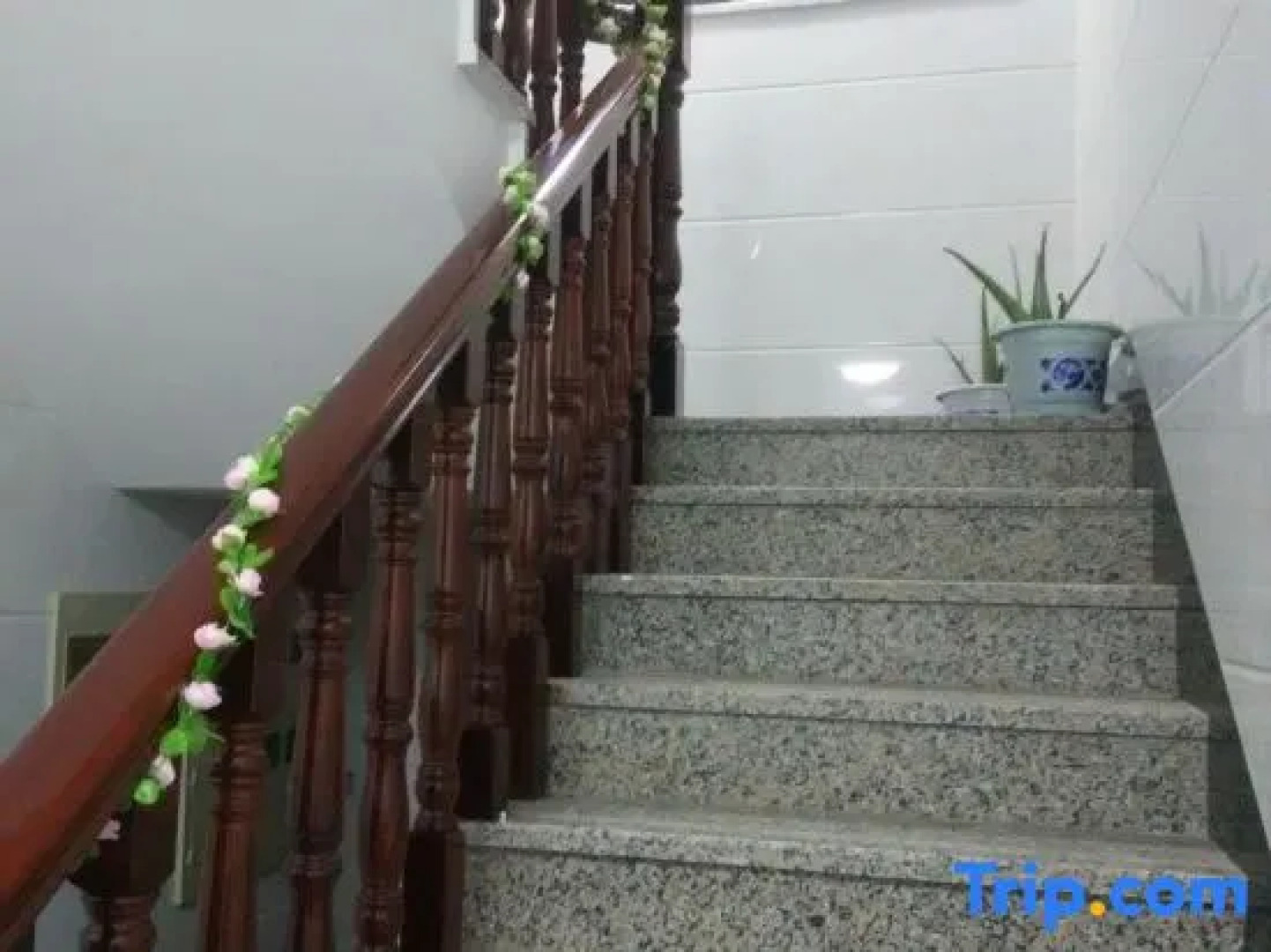 Yijia Xiaoju Inn Wuzhen