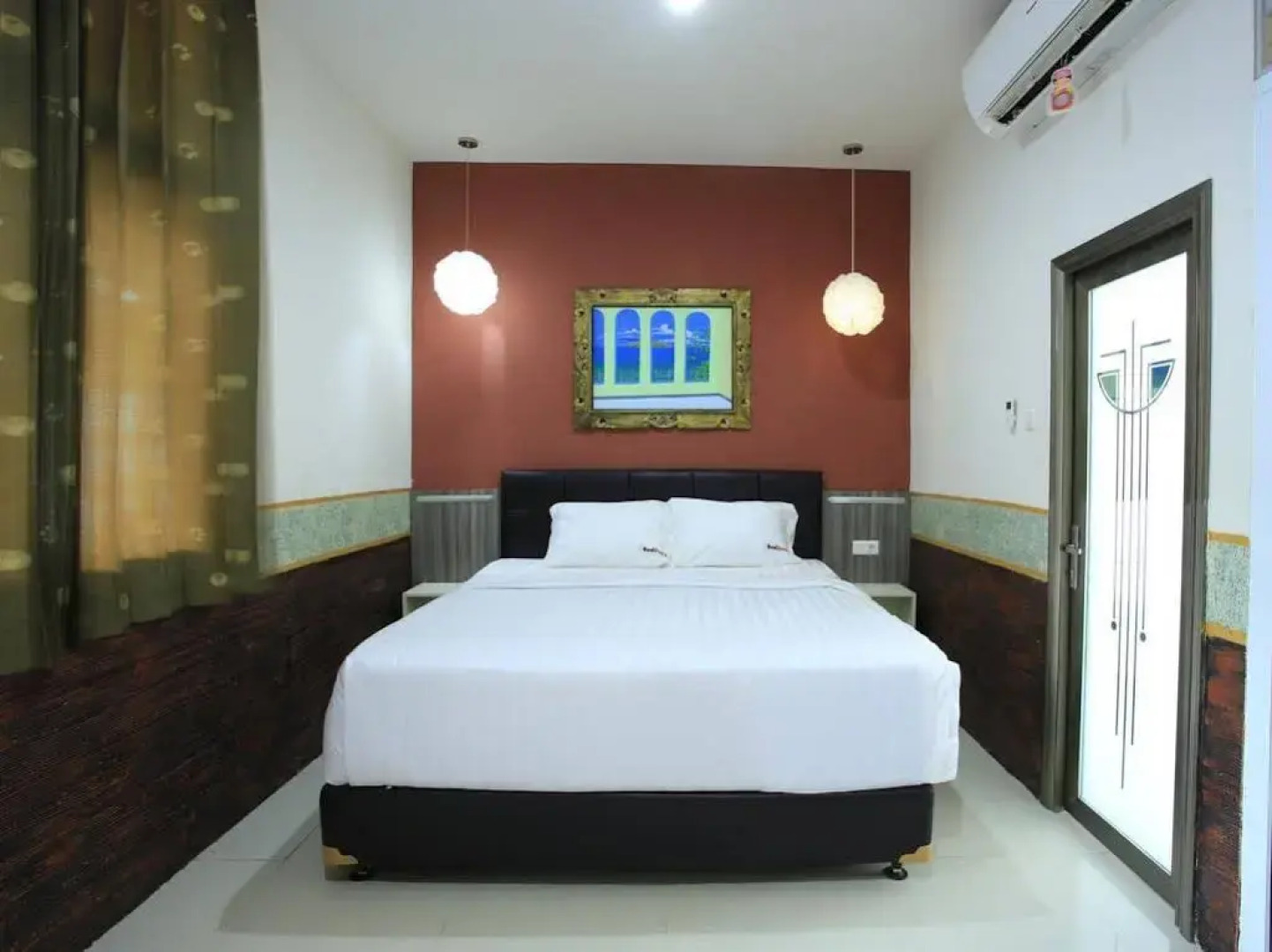 The Palm Suite Villa & Spa