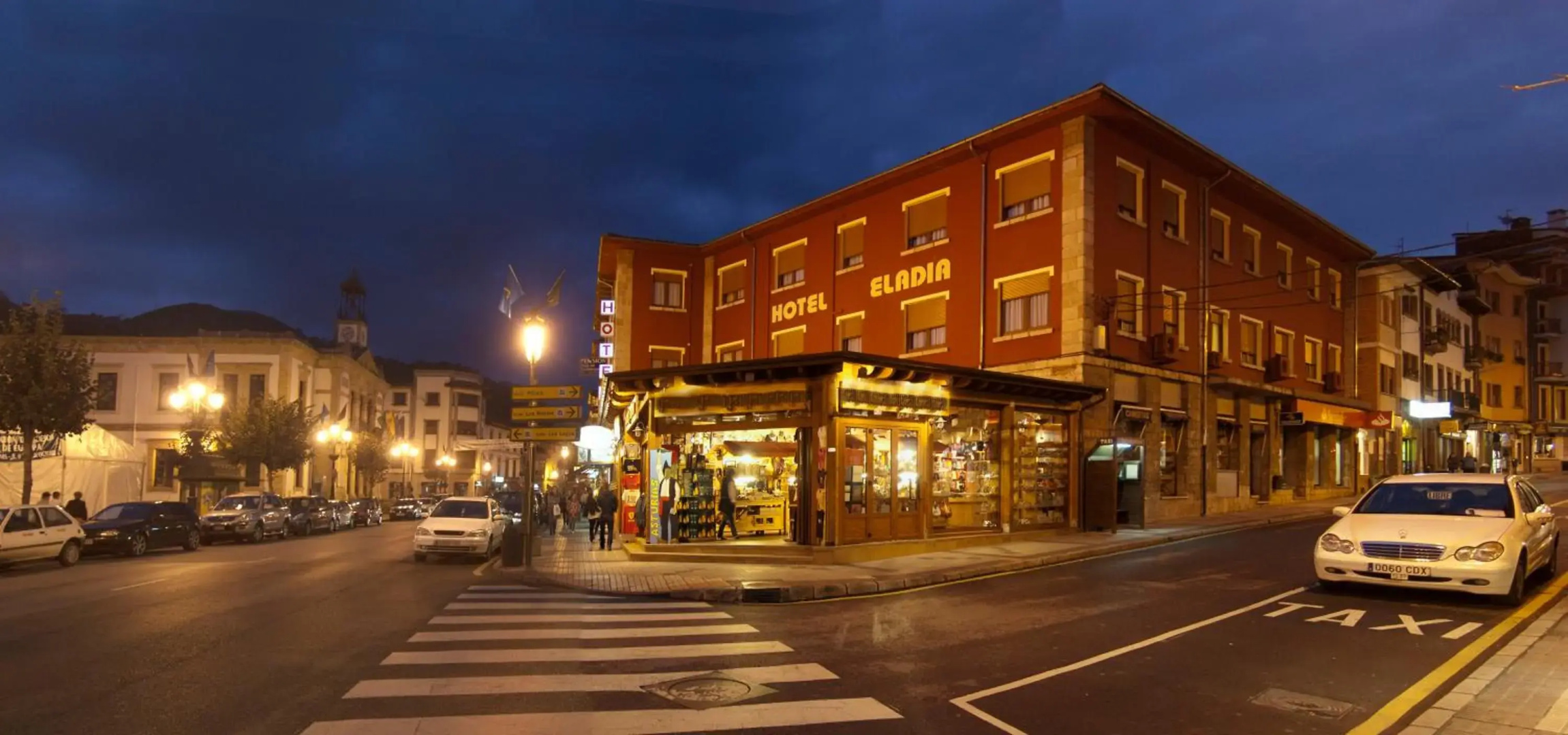 Hotel Eladia