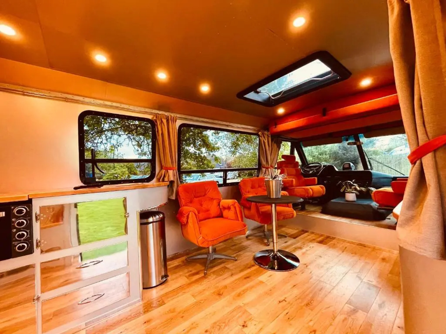 Vintage 1980s Winnebago