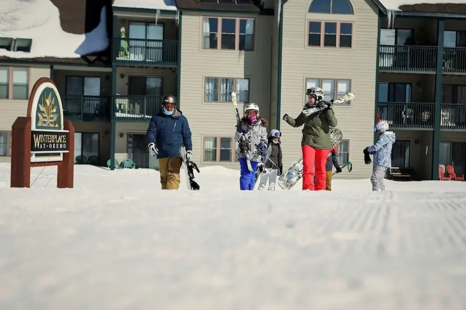 Ski-in, Ski-out 2 Br With View Of Ski Lift! 2 Bedroom Condo by RedAwning