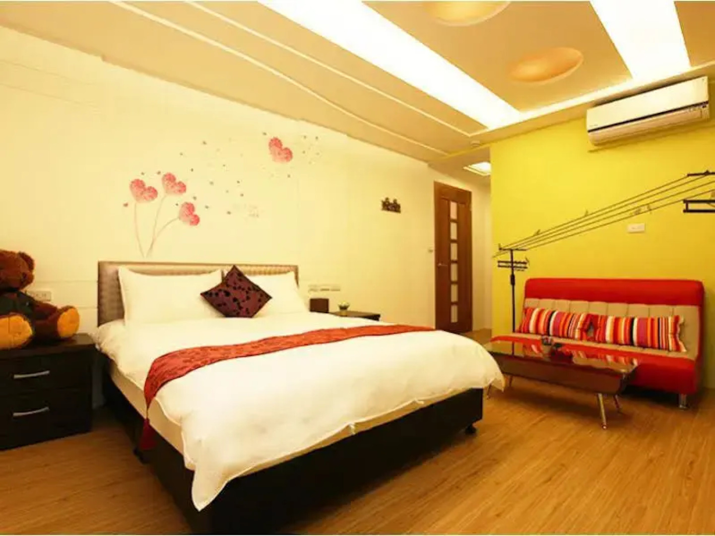 Together Happiness Bed and Breakfast