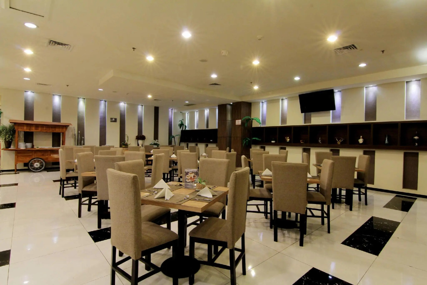 The Sun Hotel Madiun
