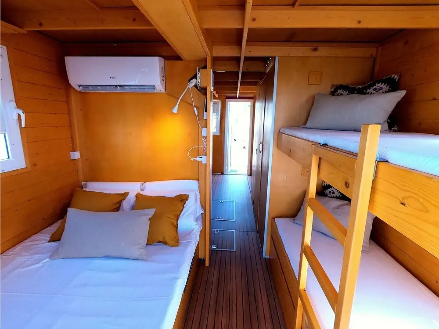 Boat Haus Mediterranean Experience Alcaidesa  La Linea