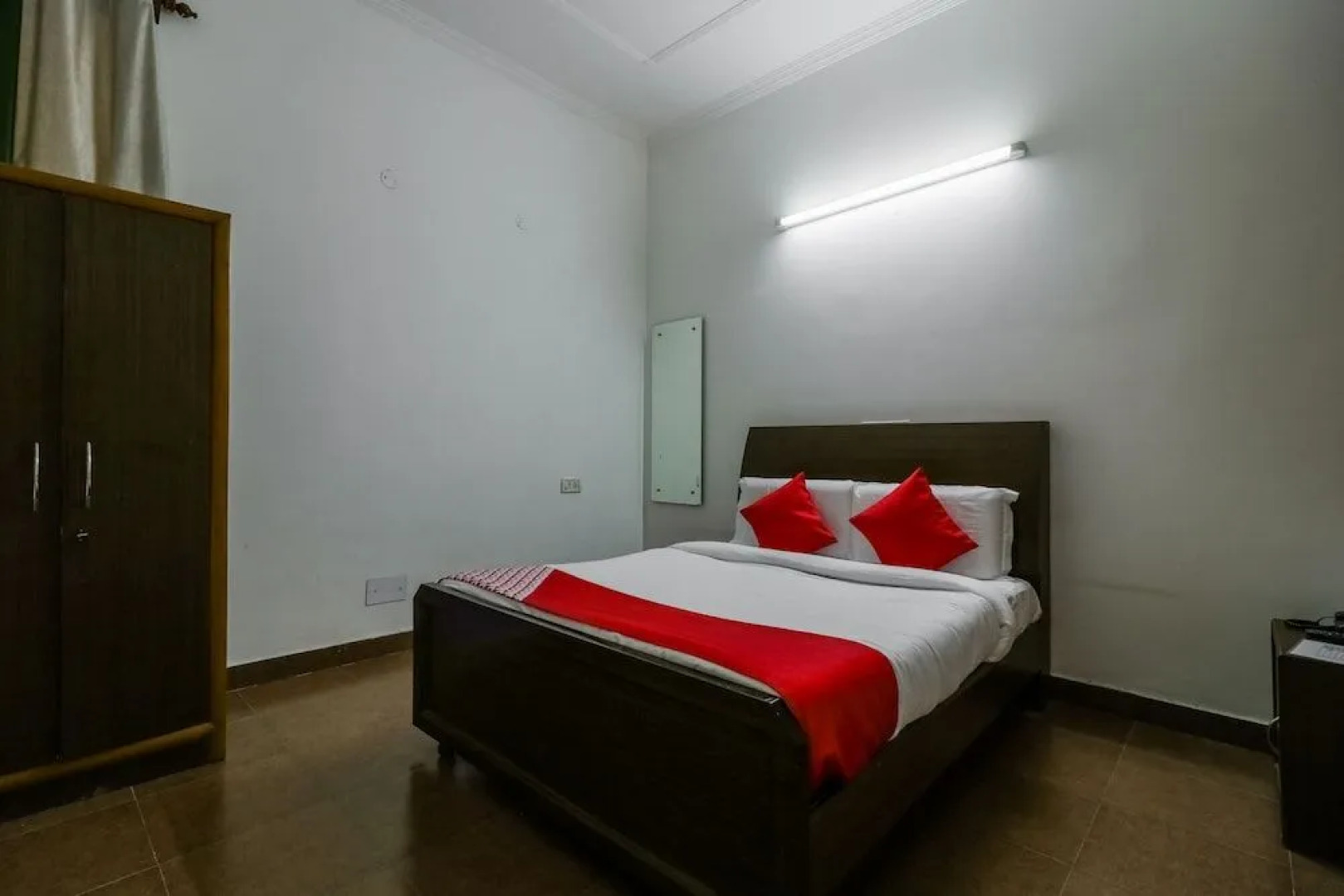 OYO 17135 Hotel Antelia