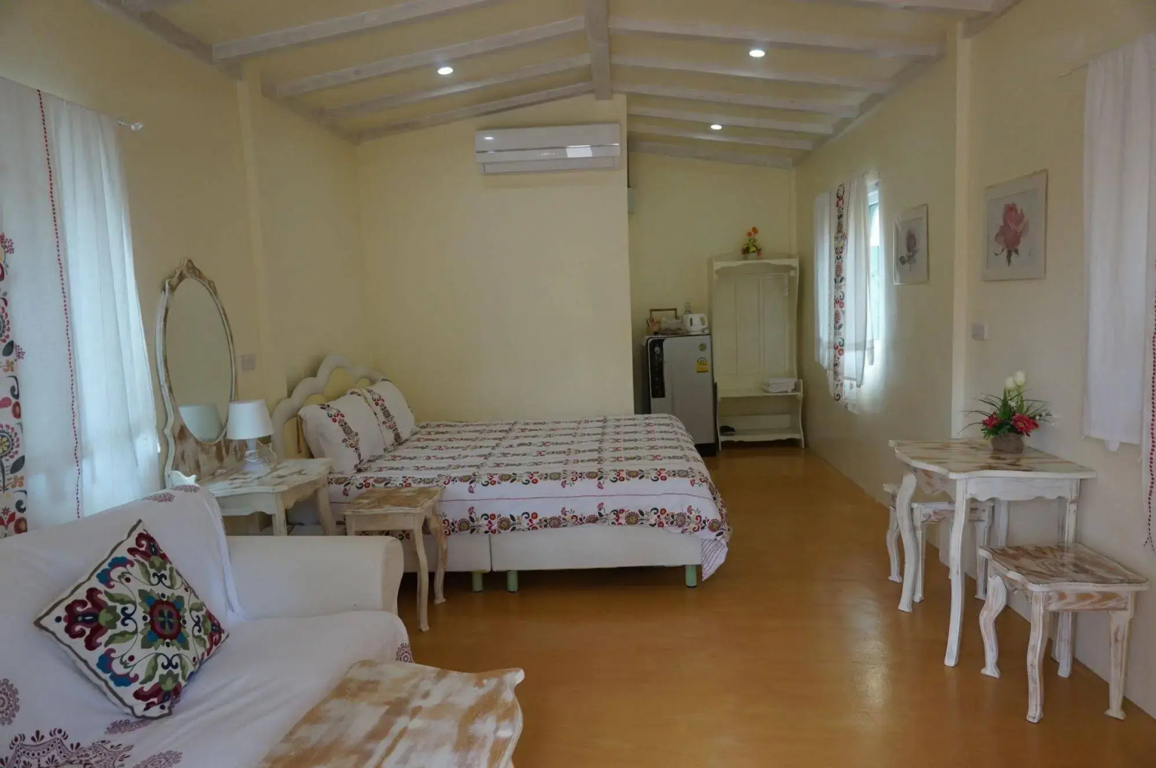 Baan Suan Noi Resort