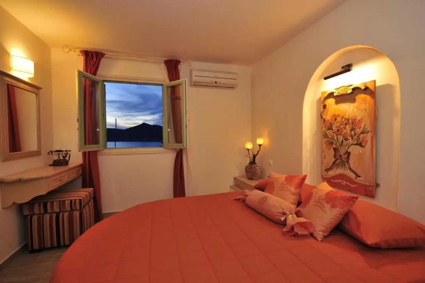 Villa Isabella Studios & Suites