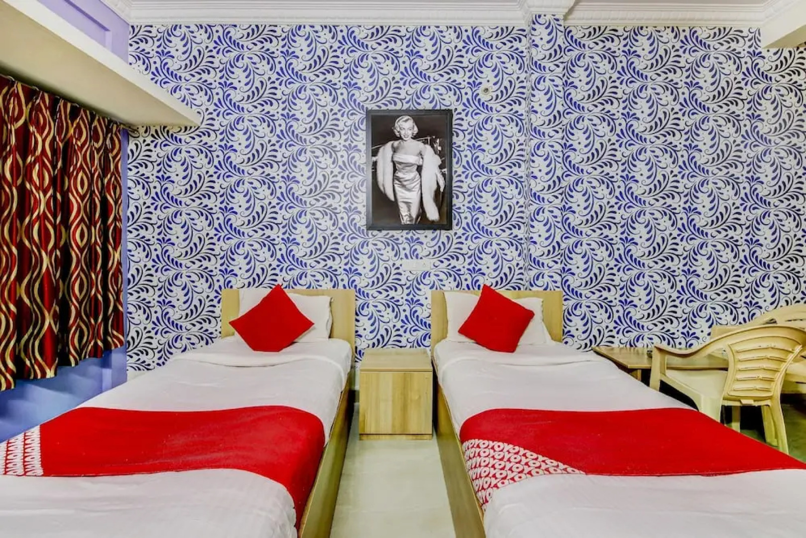 OYO 10010 R V Comforts