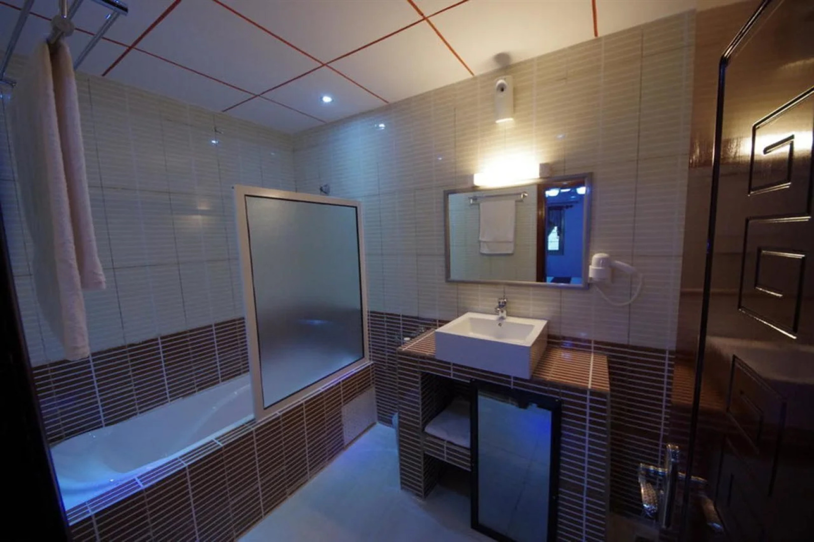 Hôtel Résidence La Corniche