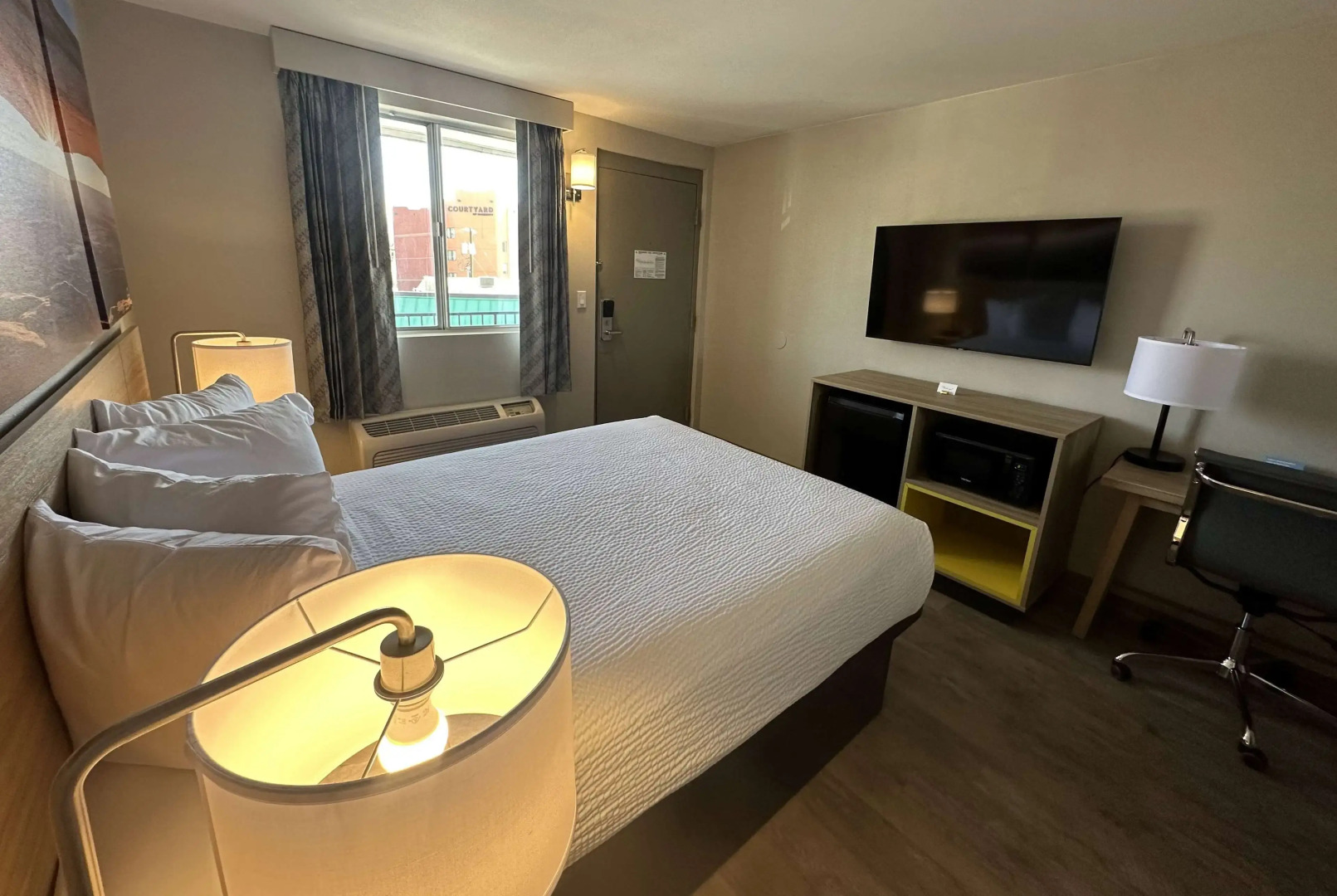 Отель Days Inn by Wyndham Farmington NM