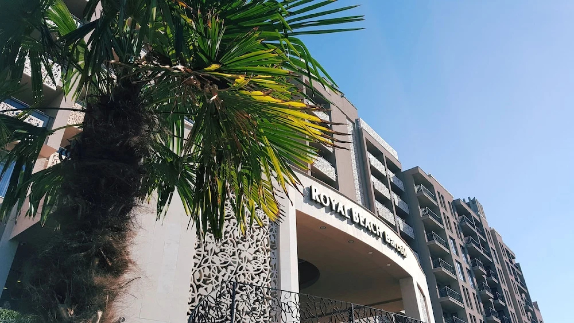 Sandapart Royal Beach Apartments