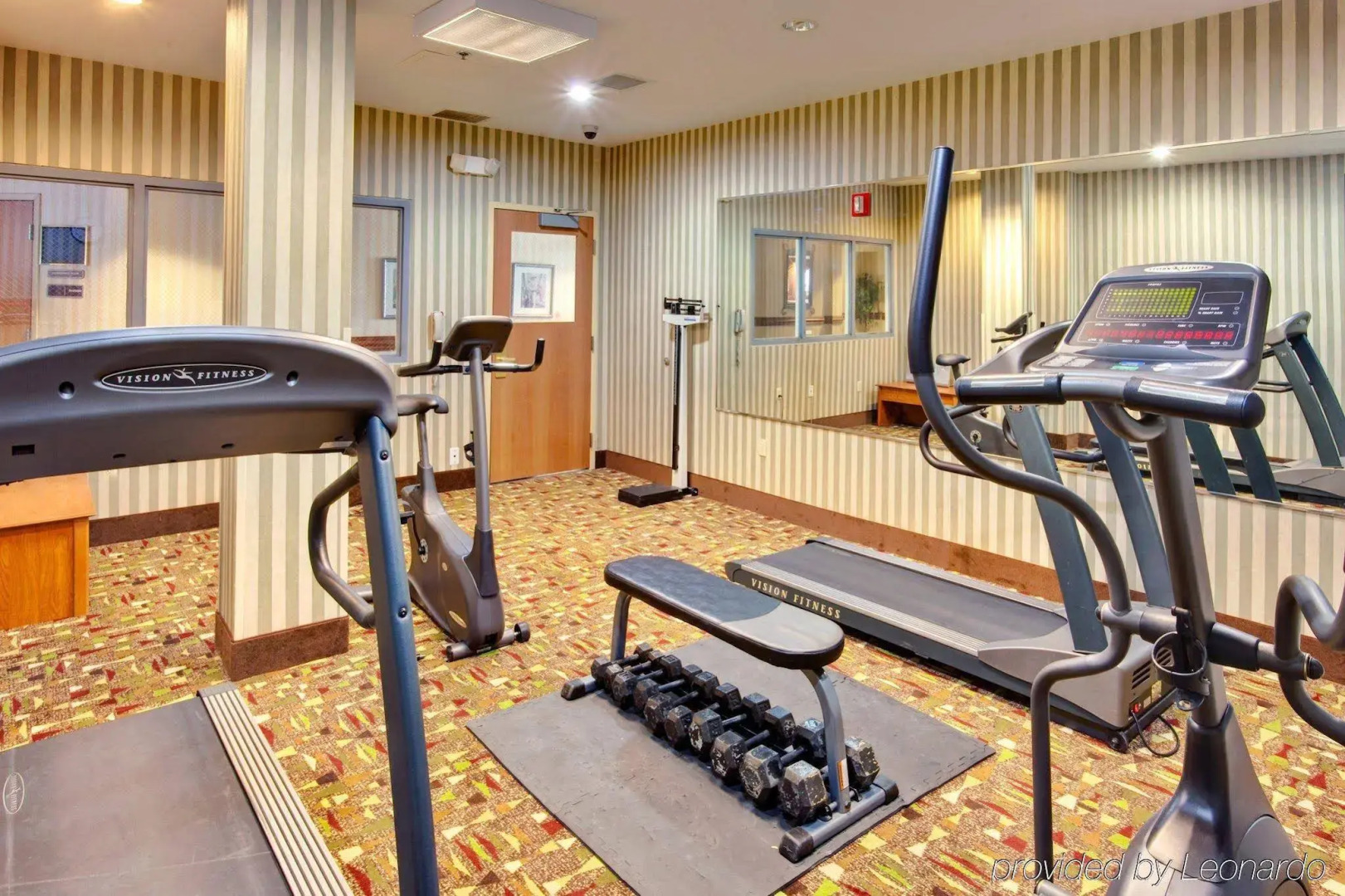 Holiday Inn Express Hotel & Suites Southfield - Detroit