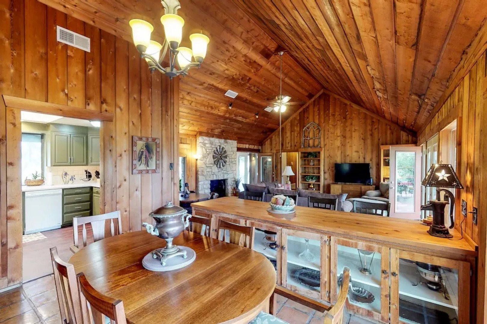 Whitetail Ridge Retreat