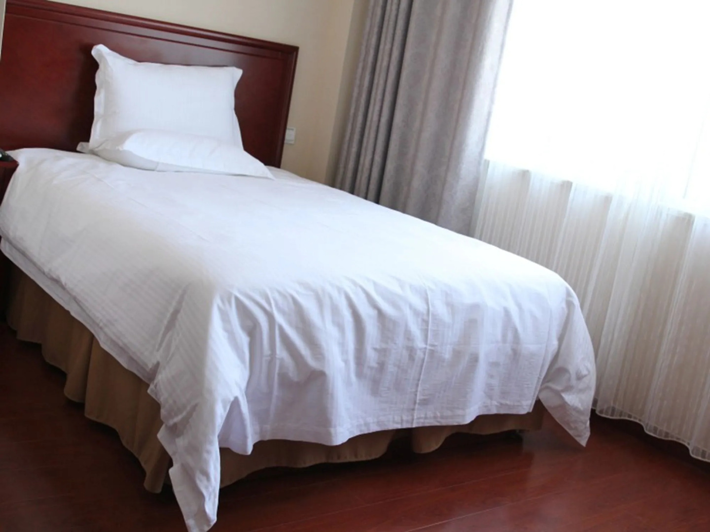 GreenTree Inn Weihai Wendeng Darunfa Business Hotel