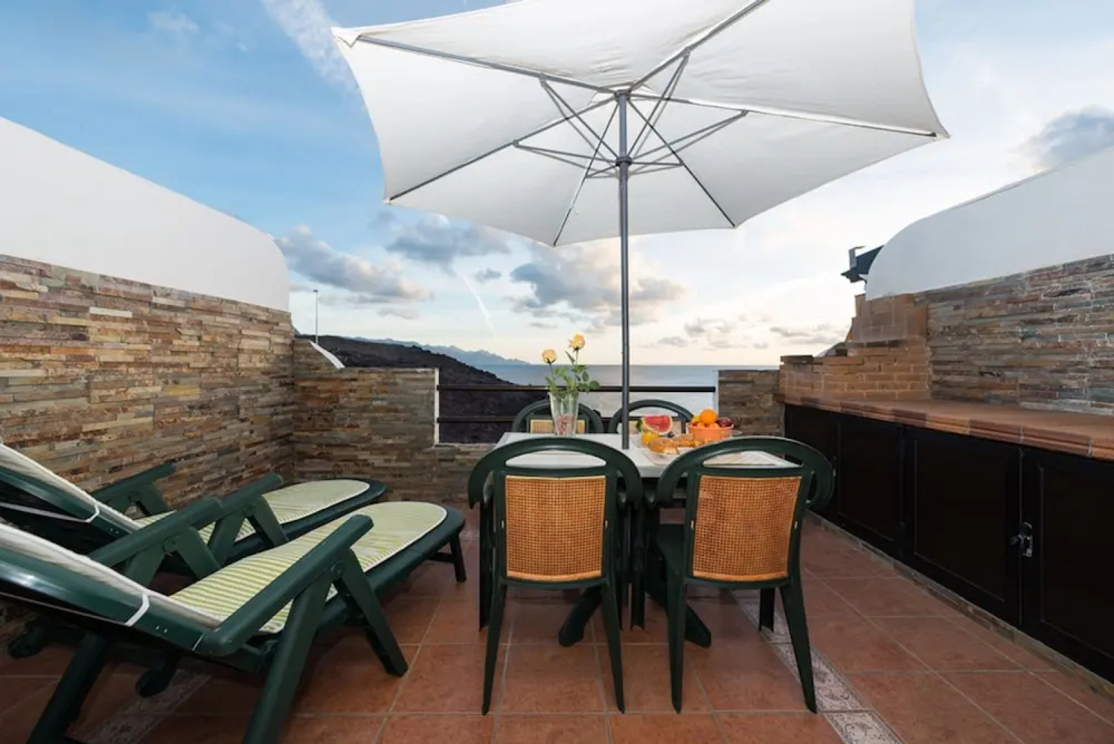 Apartment 50 Meters from the sea GC16