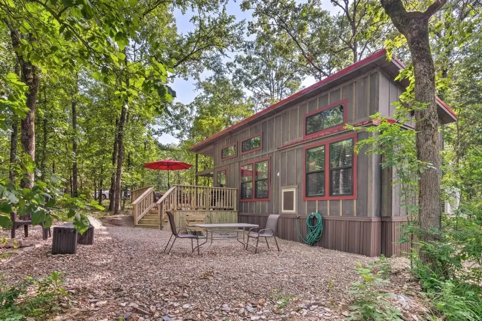 Broken Bow Tiny Home w/ Fire Pit: 4 Miles to Lake!