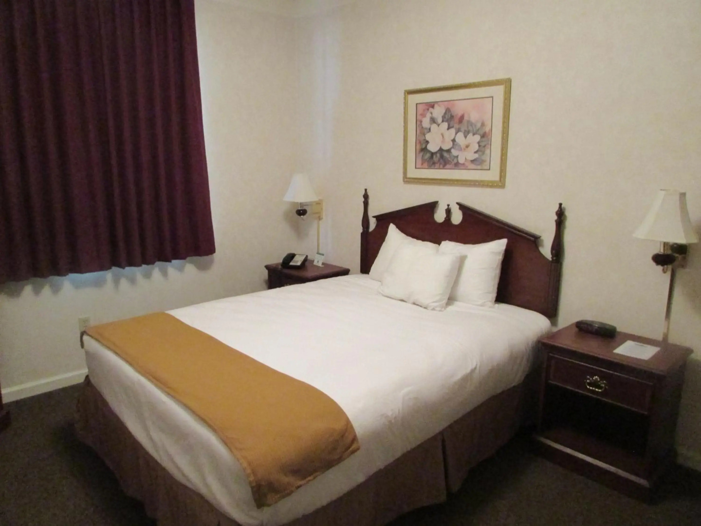 Plantation Oaks Suites & Inn