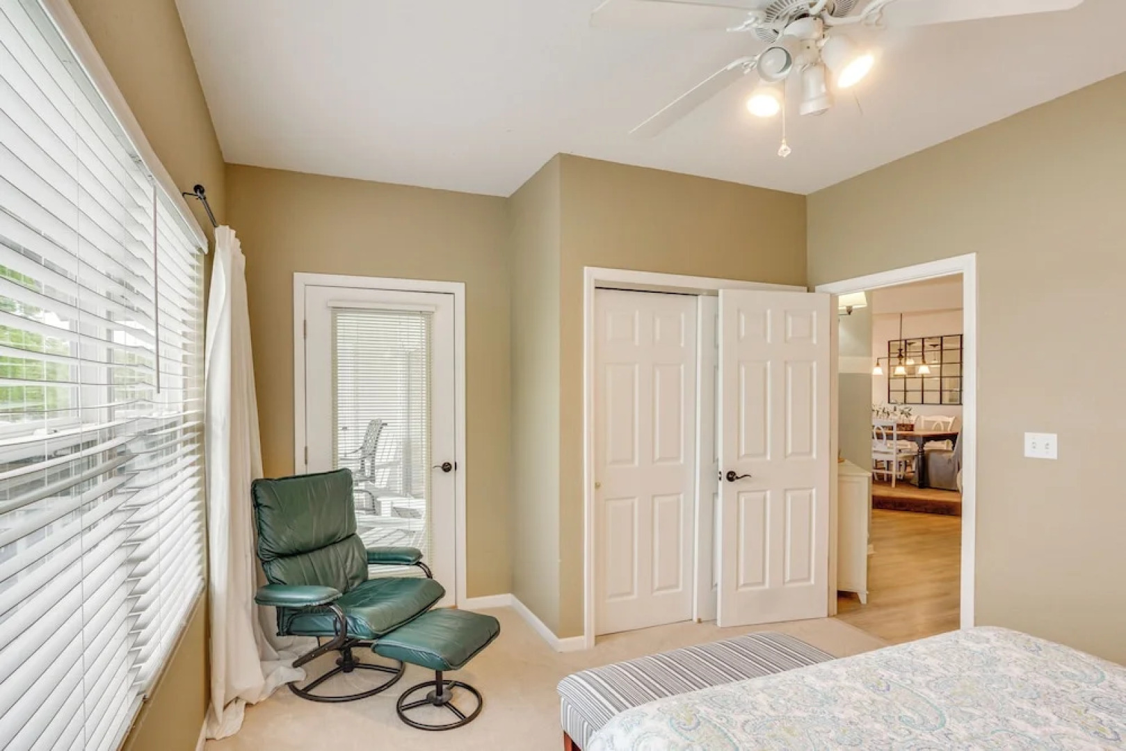 Swim, Boat & Fish: Townhome on Lake of the Ozarks