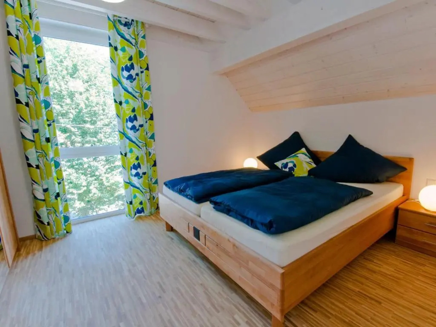 Winzercafe Neipperg Ferienwohnungen