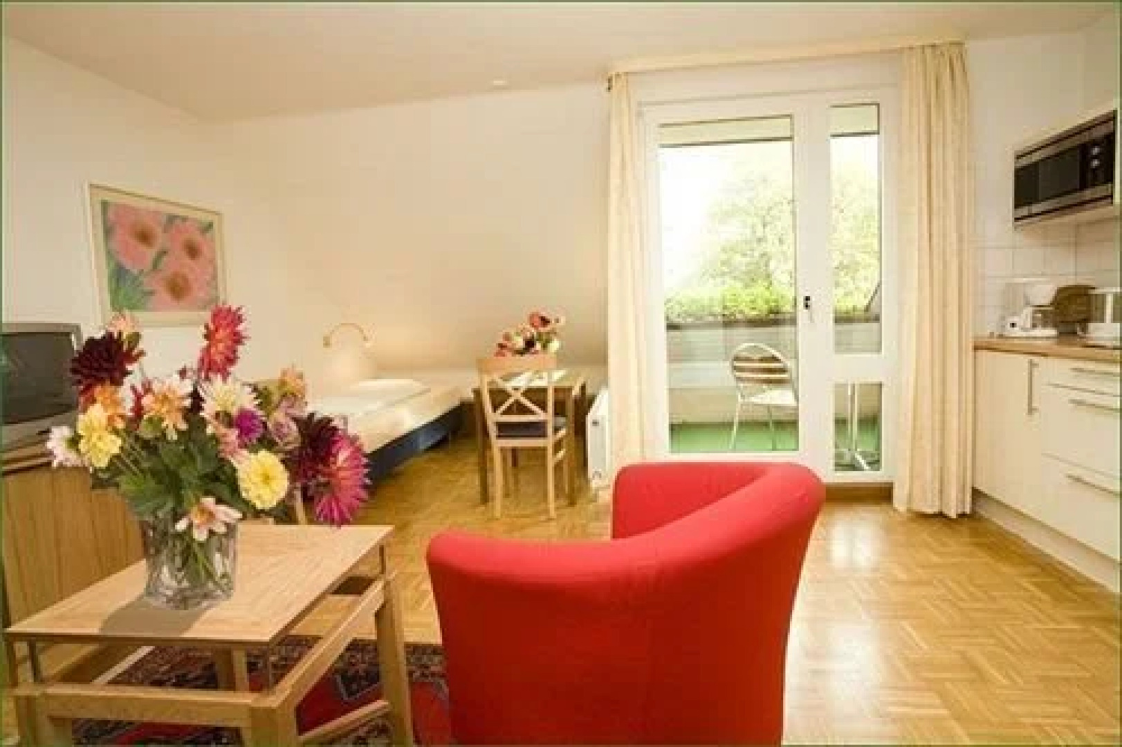 Cifu Zhongyuan International Hotel