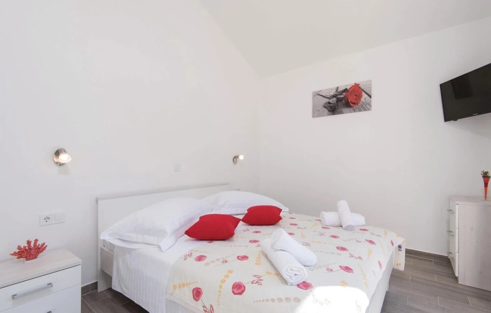 Nice Home in Crnja Luka With Wifi and 4 Bedrooms